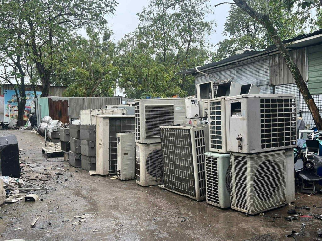 thu mua máy lạnh tân uyên