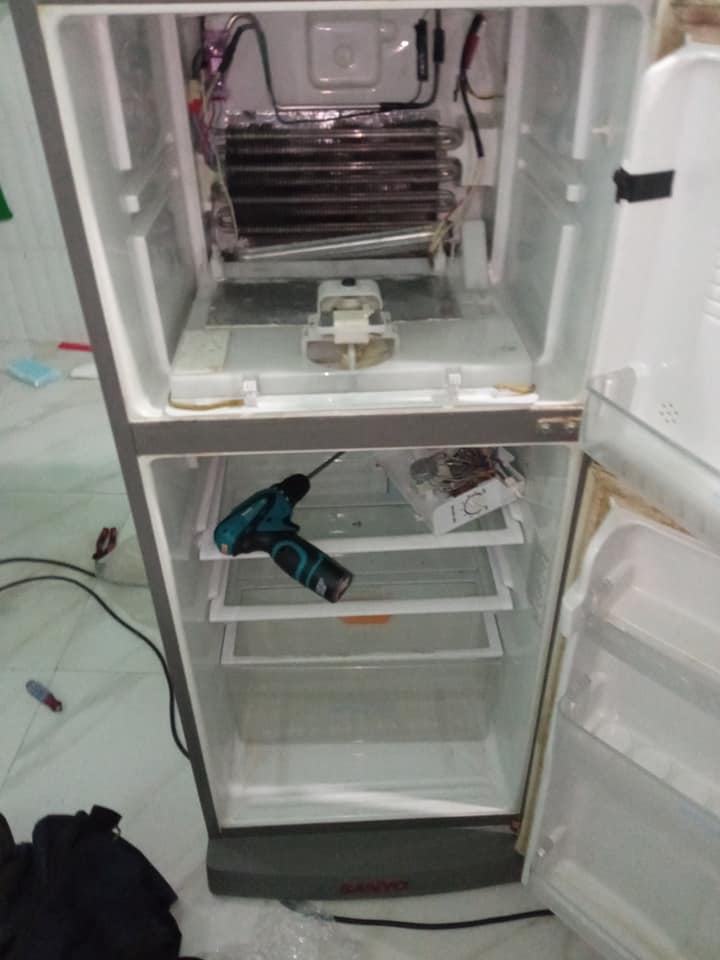 Sửa Máy Lạnh Tủ Điện Tại Bình Dương