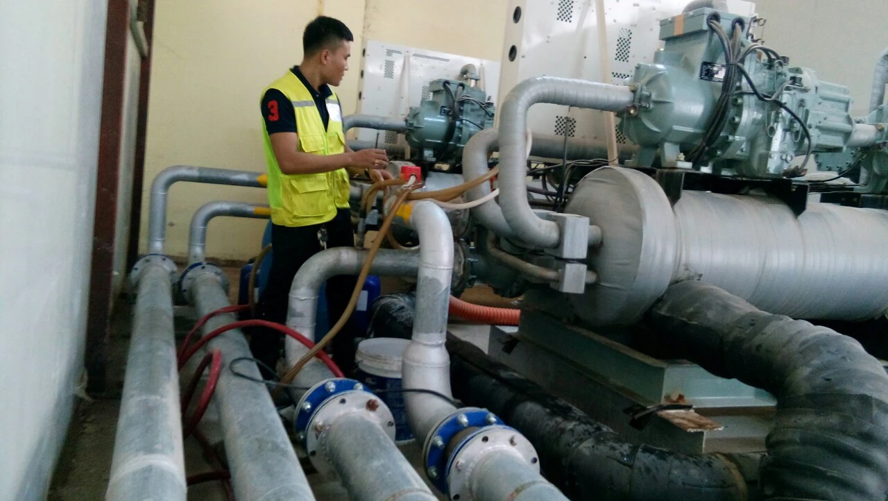 sửa chữa chiller công nghiệp Bình Dương