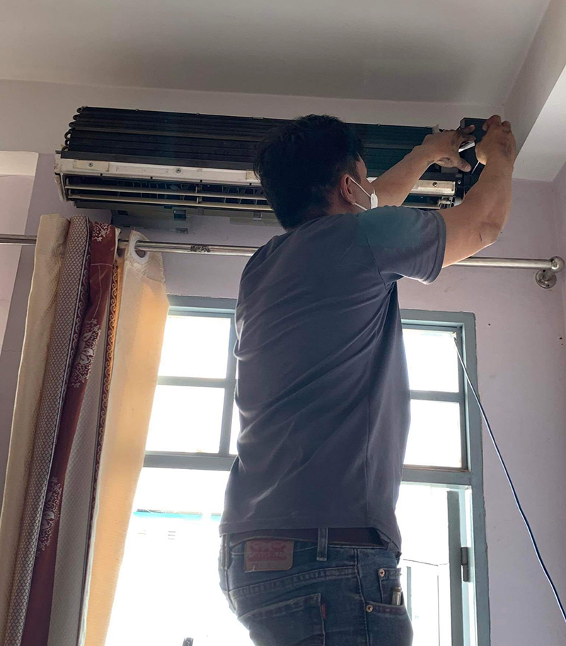 vệ sinh máy lạnh Bình Dương